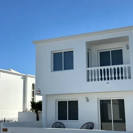 Casa * Tías