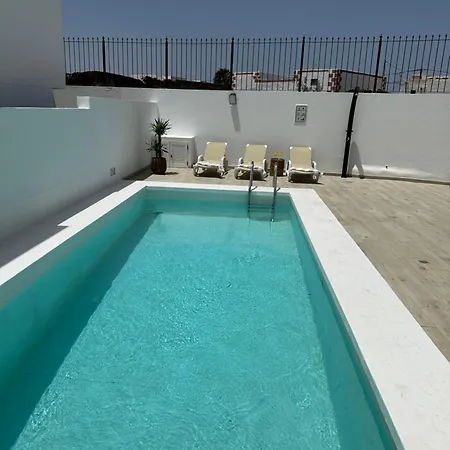 Casa * Tías